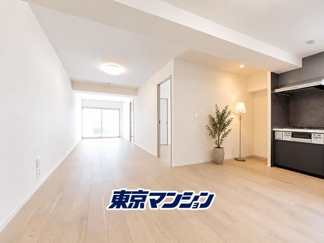 2LDK apartment in Sumida Ward, Tokyo - Photo 1