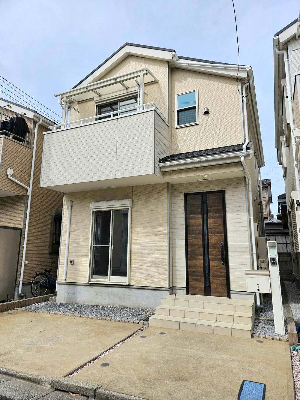 3LDK house in Katsushika Ward, Tokyo - Photo 1