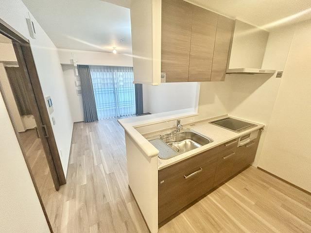 1LDK apartment in Suita, Osaka - Photo 1
