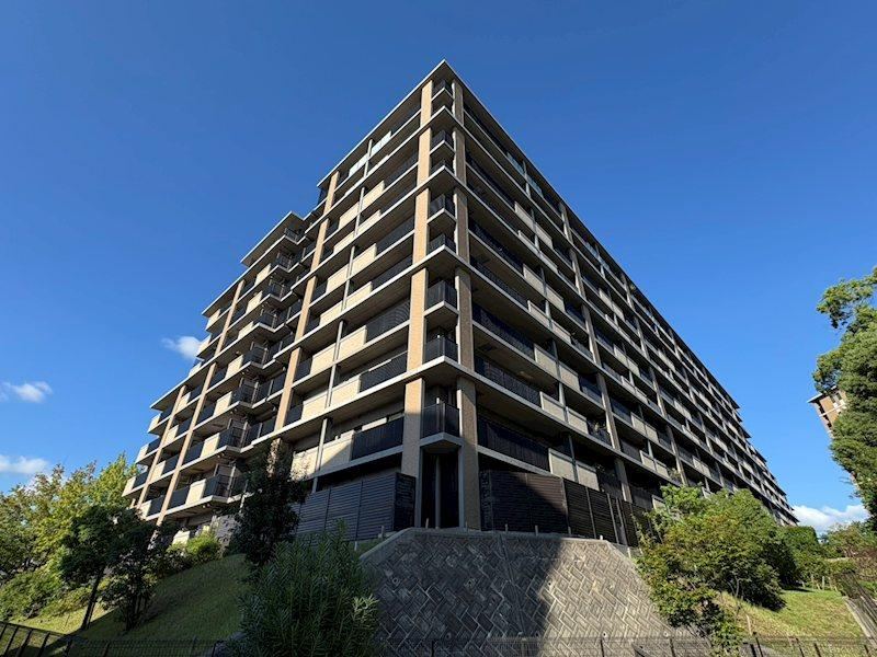 3LDK apartment in Suita, Osaka - Photo 1