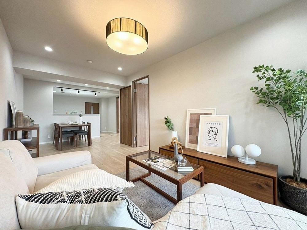 2LDK apartment in Matsudo, Chiba - Photo 1