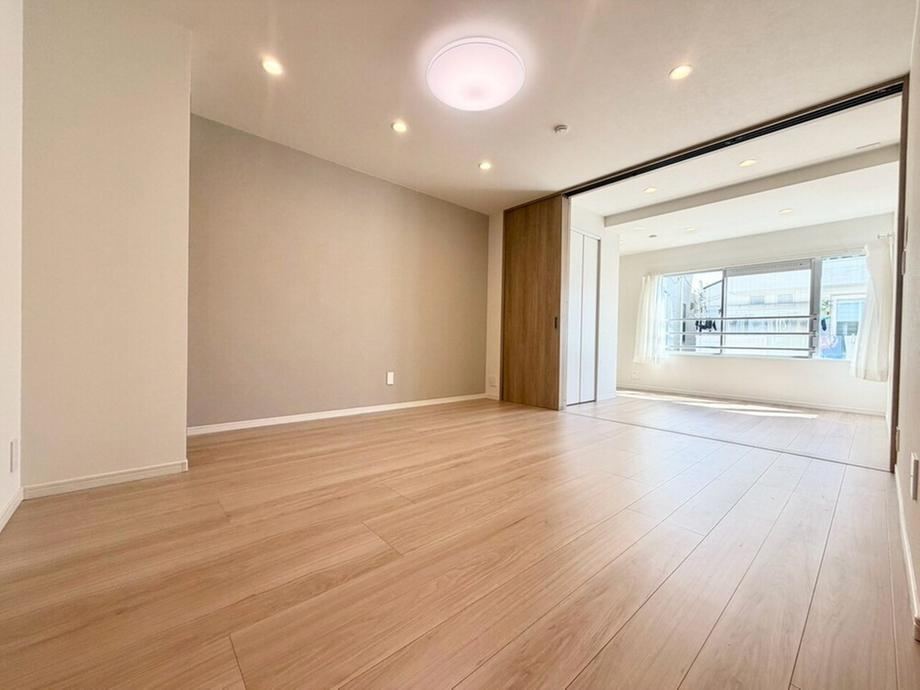 3LDK apartment in Toshima Ward, Tokyo - Photo 1