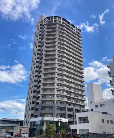 4LDK apartment in Chuo Ward, Sapporo, Hokkaido - Photo 1
