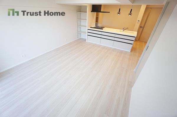 4LDK apartment in Ashiya, Hyogo - Photo 1