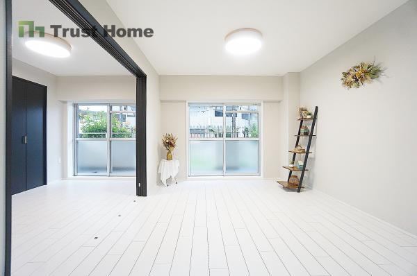 3LDK apartment in Yodogawa Ward, Osaka - Photo 1
