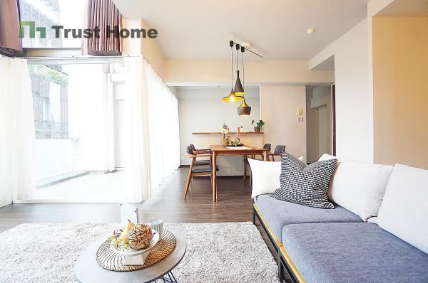 2LDK apartment in Yodogawa Ward, Osaka - Photo 1
