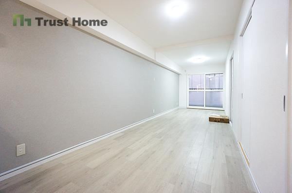 4LDK apartment in Yodogawa Ward, Osaka - Photo 1