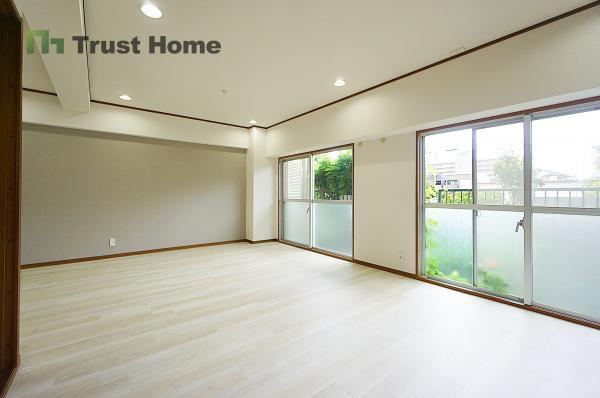 3LDK apartment in Toyonaka, Osaka - Photo 1