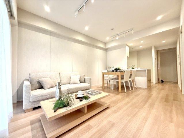 2LDK apartment in Sumida Ward, Tokyo - Photo 1