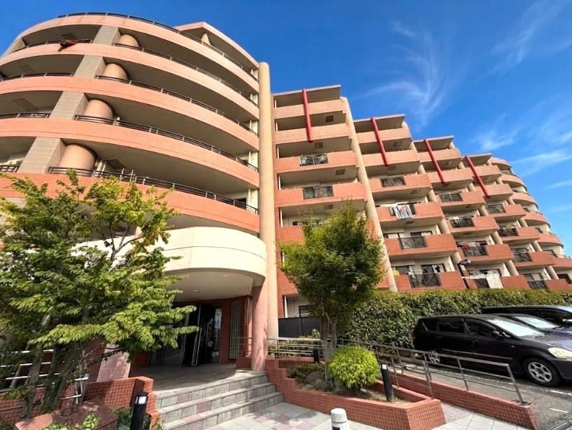 3LDK+S apartment in Yahatanishi Ward, Kitakyushu, Fukuoka - Photo 1