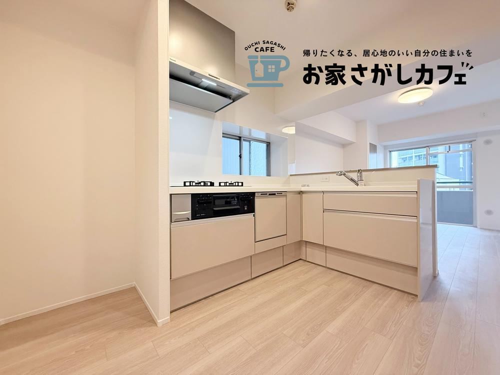 3LDK apartment in Hyogo Ward, Kobe, Hyogo - Photo 1