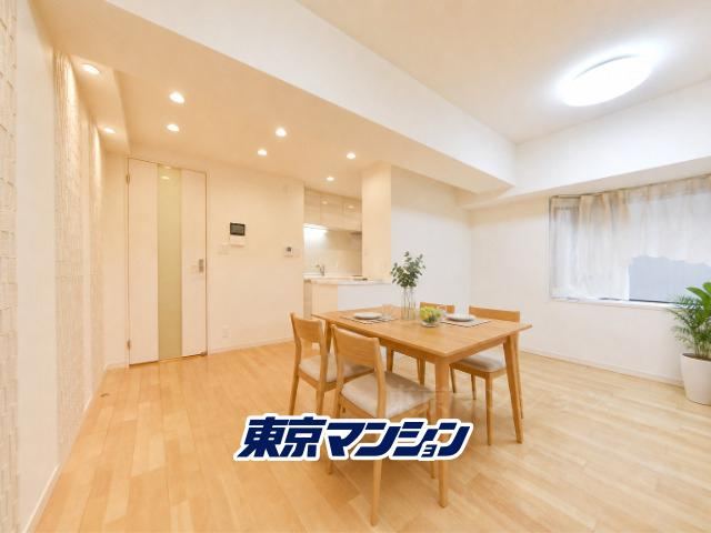 2LDK apartment in Bunkyo Ward, Tokyo - Photo 1