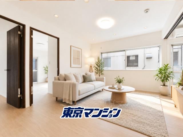 3LDK apartment in Shinjuku Ward, Tokyo - Photo 1