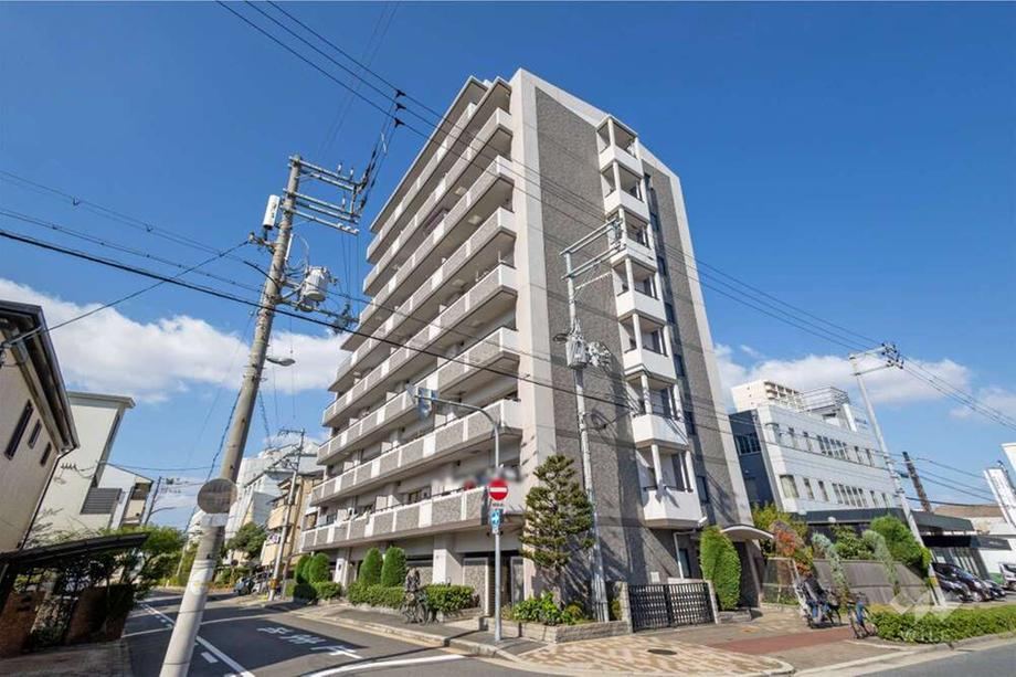 3LDK apartment in Joto Ward, Osaka - Photo 1