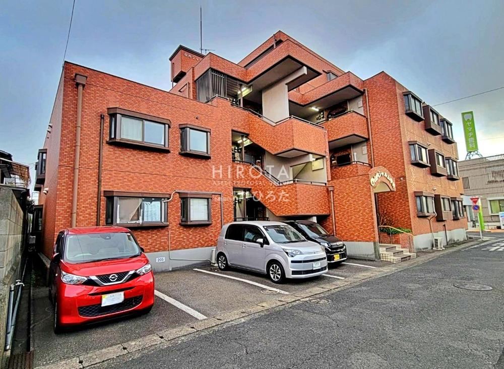 3LDK apartment in Kokurakita Ward, Kitakyushu, Fukuoka - Photo 1