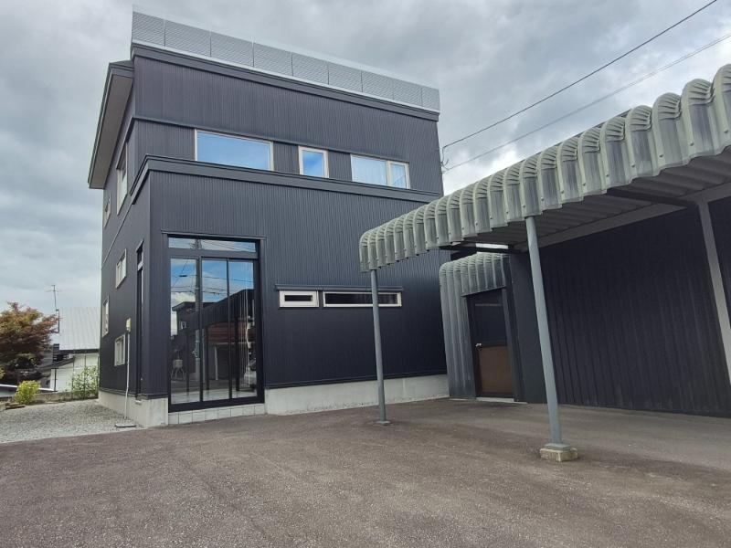4LDK+S house in Asahikawa, Hokkaido - Photo 1