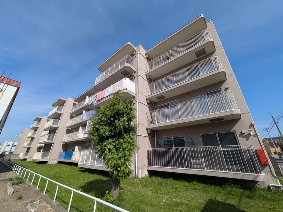 2LDK apartment in Higashi Ward, Sapporo, Hokkaido - Photo 1