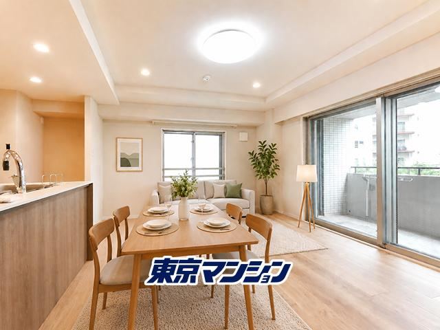 2LDK apartment in Meguro Ward, Tokyo - Photo 1