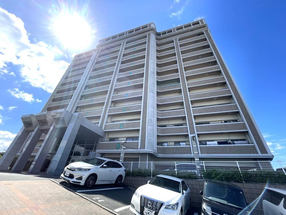 3LDK apartment in Kokuraminami Ward, Kitakyushu, Fukuoka - Photo 1