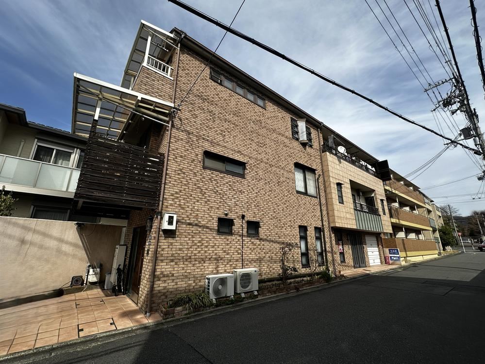 10LDDKK+S house in Sakyo Ward, Kyoto - Photo 1