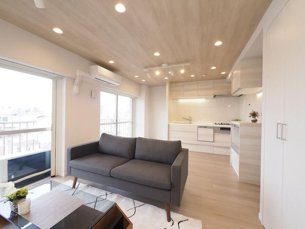 1LDK apartment in Shibuya Ward, Tokyo - Photo 1