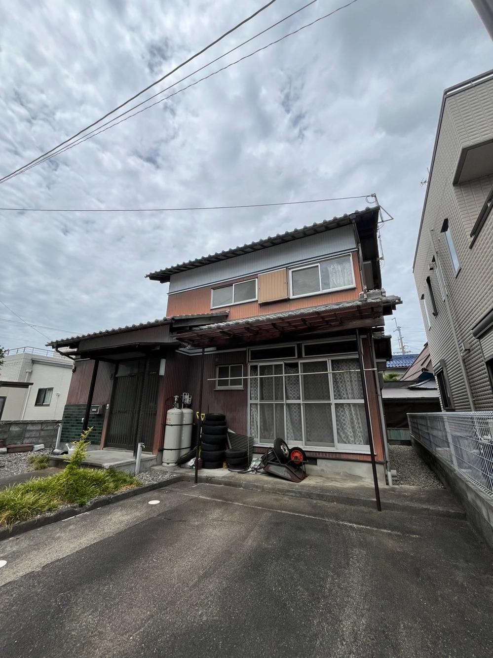 4LDK house in Higashiomi, Shiga - Photo 1