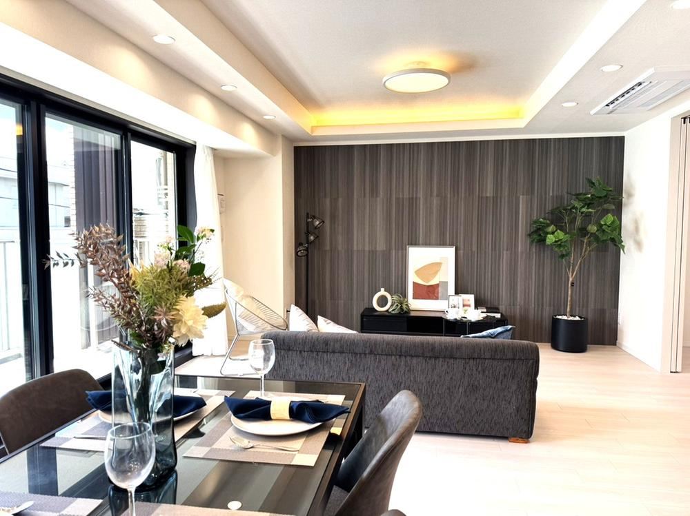 4LDK apartment in Showa Ward, Nagoya, Aichi - Photo 1