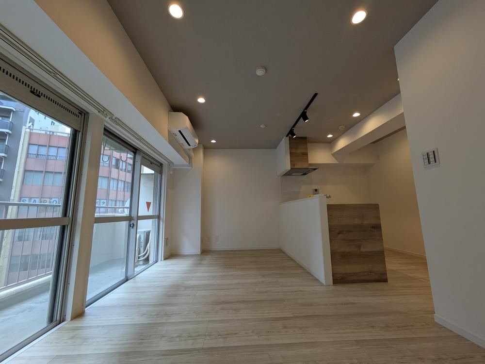 2LDK apartment in Ota Ward, Tokyo - Photo 1