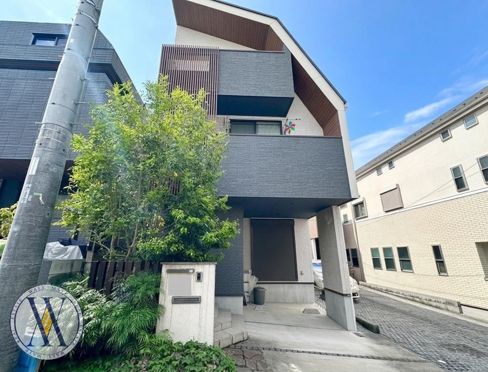 5LDK house in Bunkyo Ward, Tokyo - Photo 1