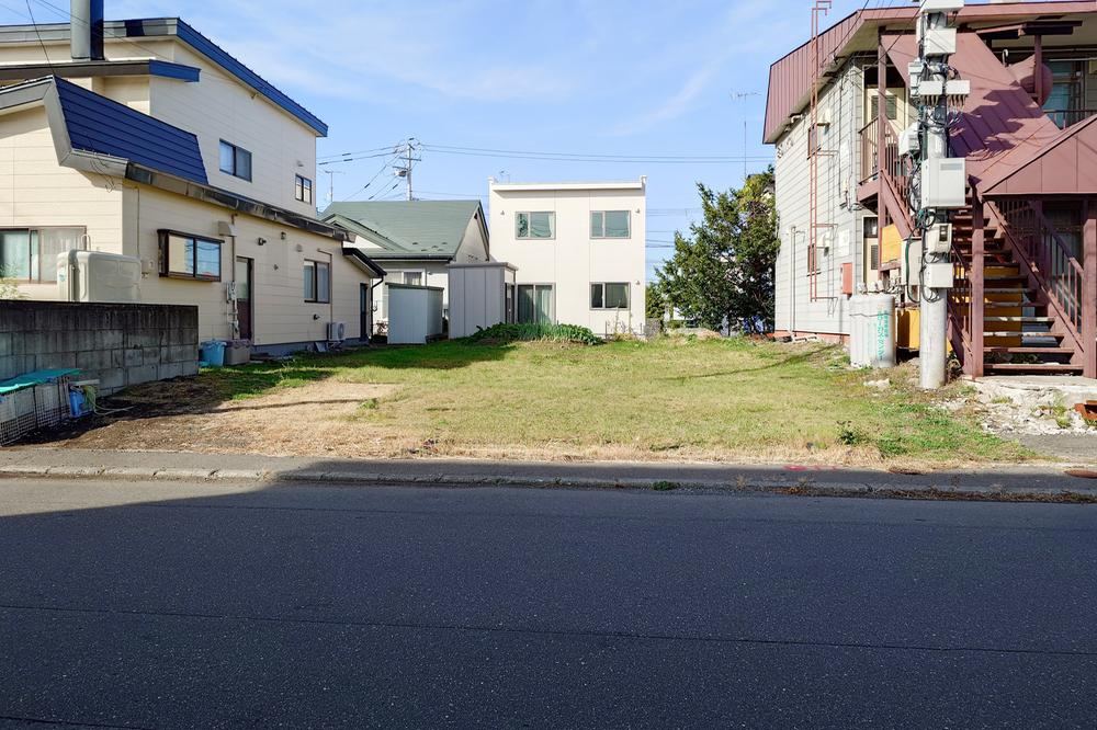 188 m² land in Obihiro, Hokkaido - Photo 1