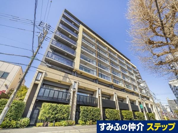 3LDK apartment in Fuchu, Tokyo - Photo 1