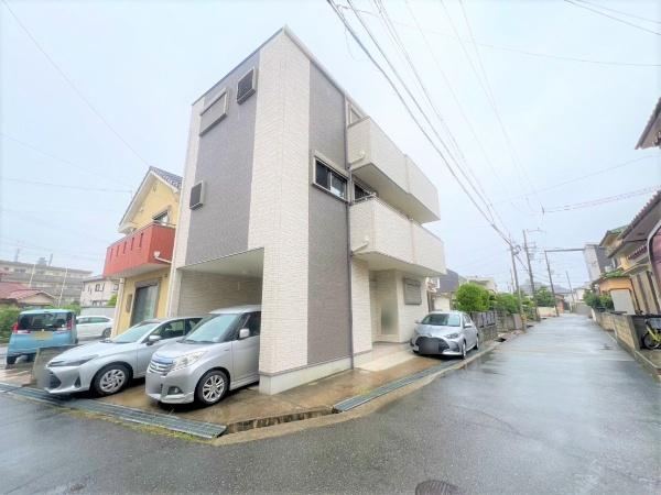 5LDK house in Akashi, Hyogo - Photo 1