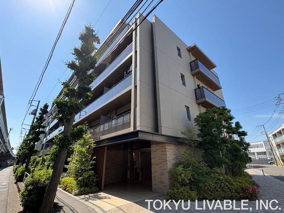 3LDK apartment in Setagaya Ward, Tokyo - Photo 1