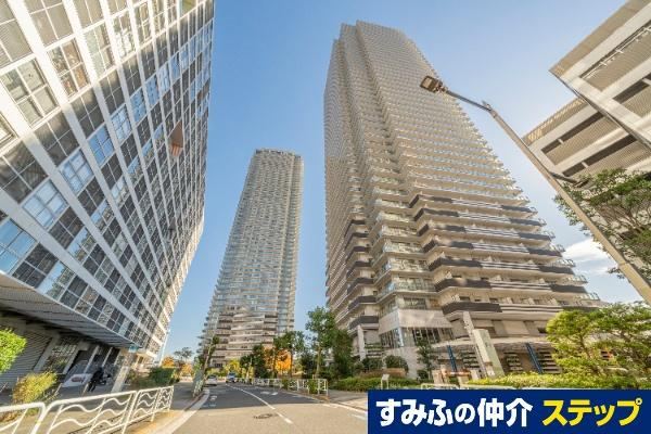 2LDK+S apartment in Koto Ward, Tokyo - Photo 1