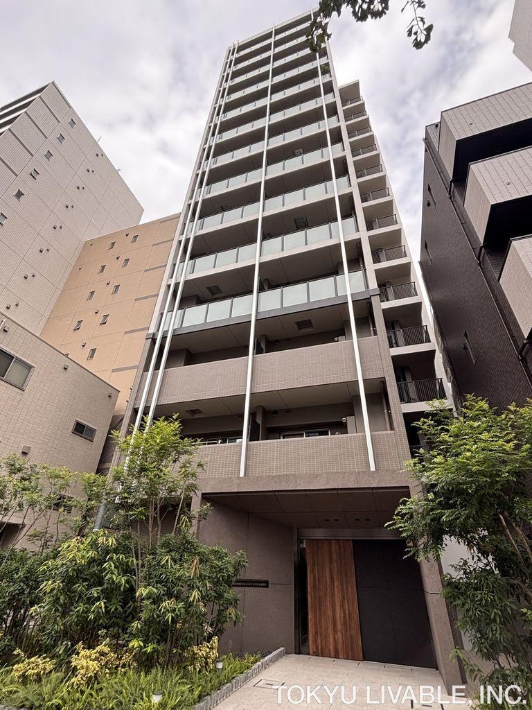 2LDK apartment in Toshima Ward, Tokyo - Photo 1