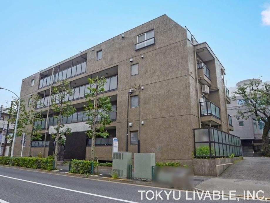 1LDK apartment in Setagaya Ward, Tokyo - Photo 1