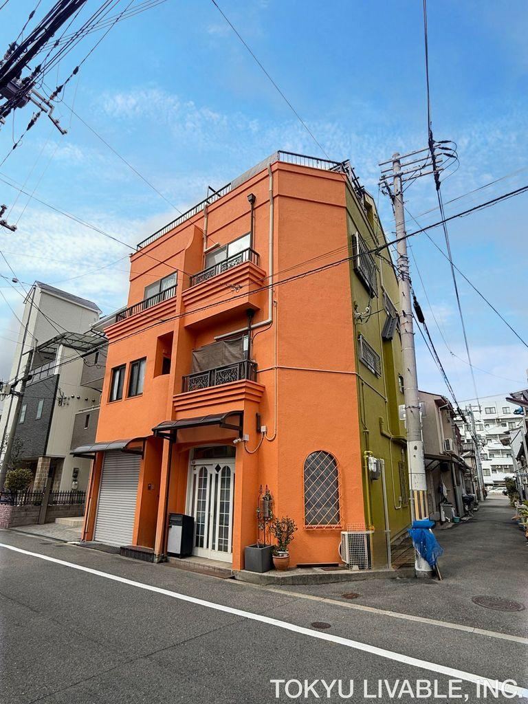 7DK+S house in Fukushima Ward, Osaka - Photo 1