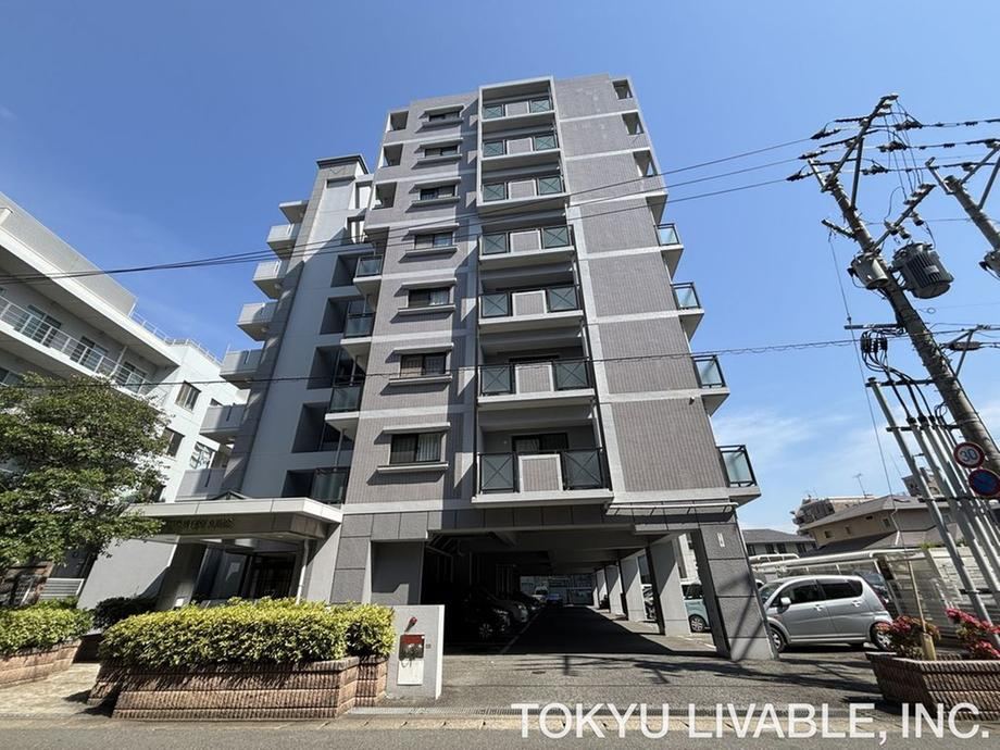 3LDK apartment in Hakata Ward, Fukuoka - Photo 1