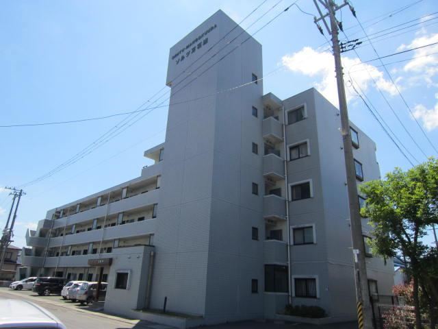 3LDK apartment in Ishinomaki, Miyagi - Photo 1