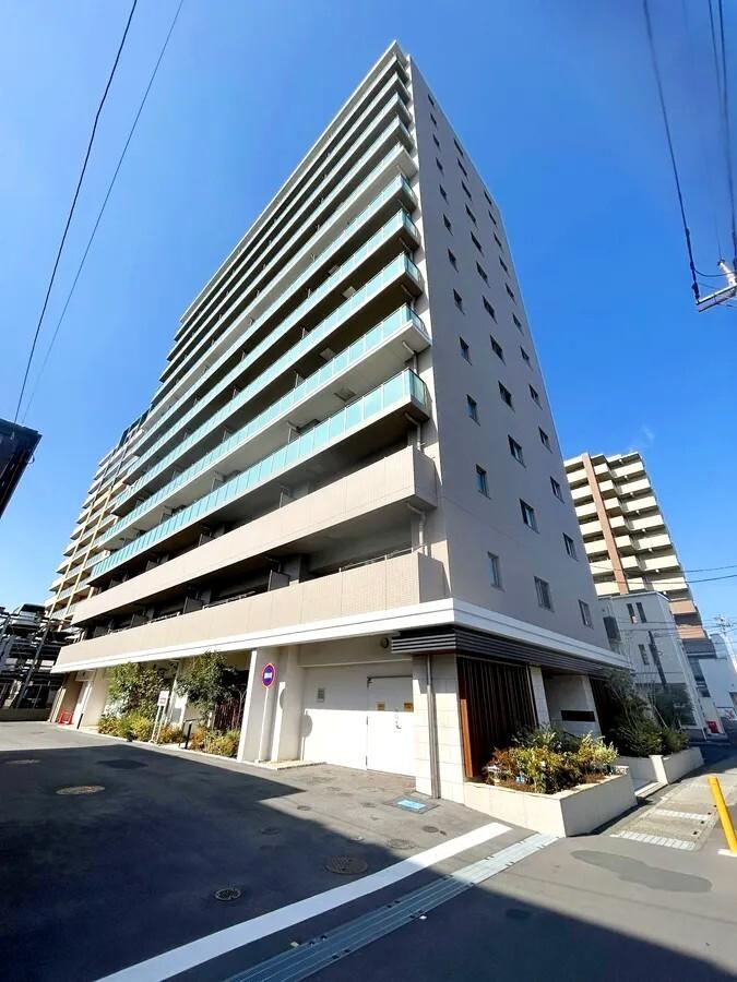 3LDK apartment in Soka, Saitama - Photo 1