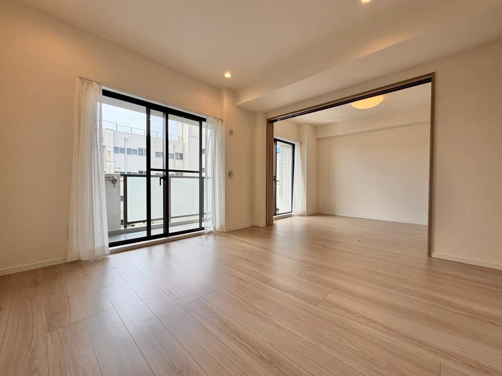 3LDK apartment in Akishima, Tokyo - Photo 1