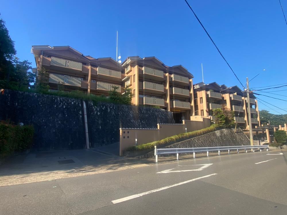 3LDK apartment in Ukyo Ward, Kyoto - Photo 1