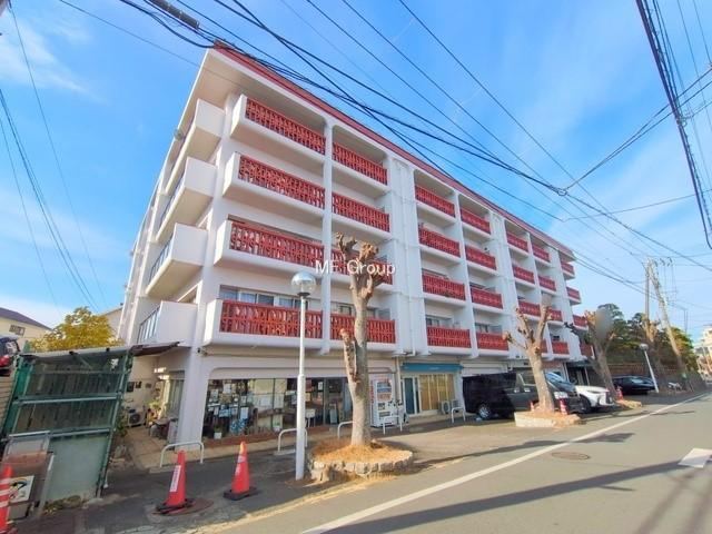 2LDK apartment in Chigasaki, Kanagawa - Photo 1