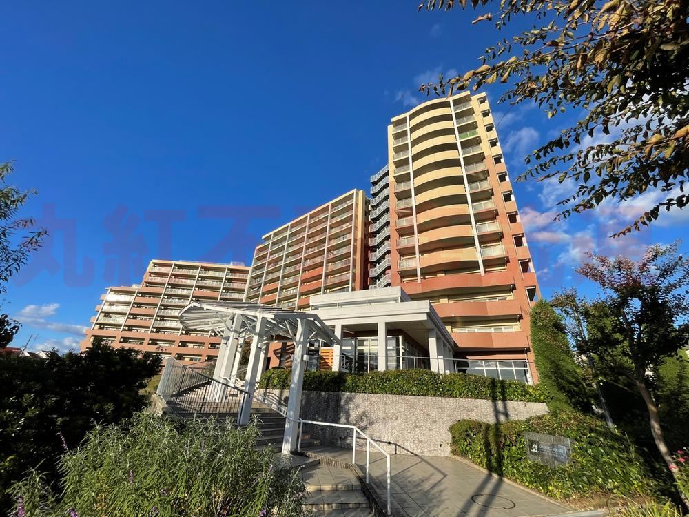 3LDK apartment in Hirakata, Osaka - Photo 1