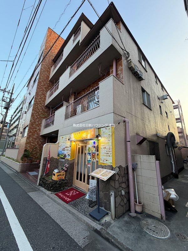 2K apartment in Nerima Ward, Tokyo - Photo 1