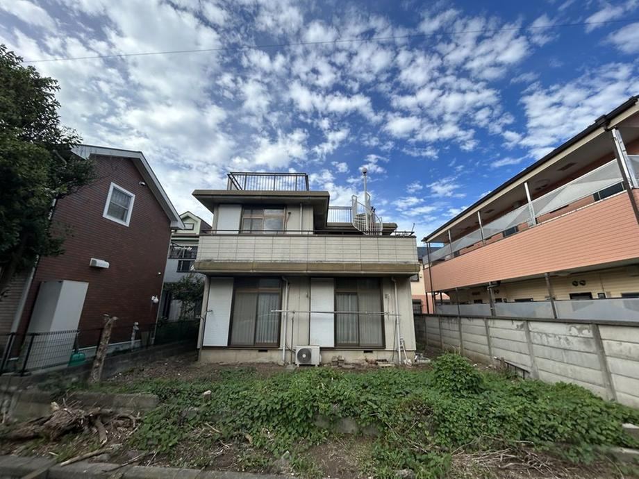 3LDK house in Koganei, Tokyo - Photo 1