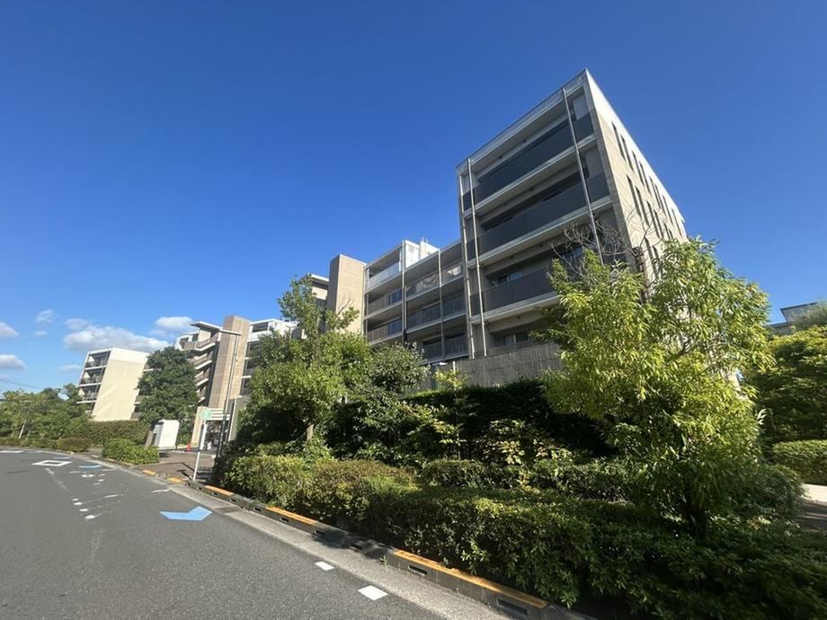 4LDK apartment in Suginami Ward, Tokyo - Photo 1