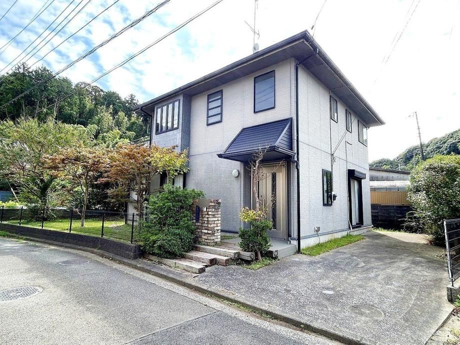 4LDK house in Totsuka Ward, Yokohama, Kanagawa - Photo 1
