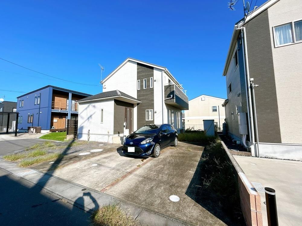 4LDK house in Hitachinaka, Ibaraki - Photo 1