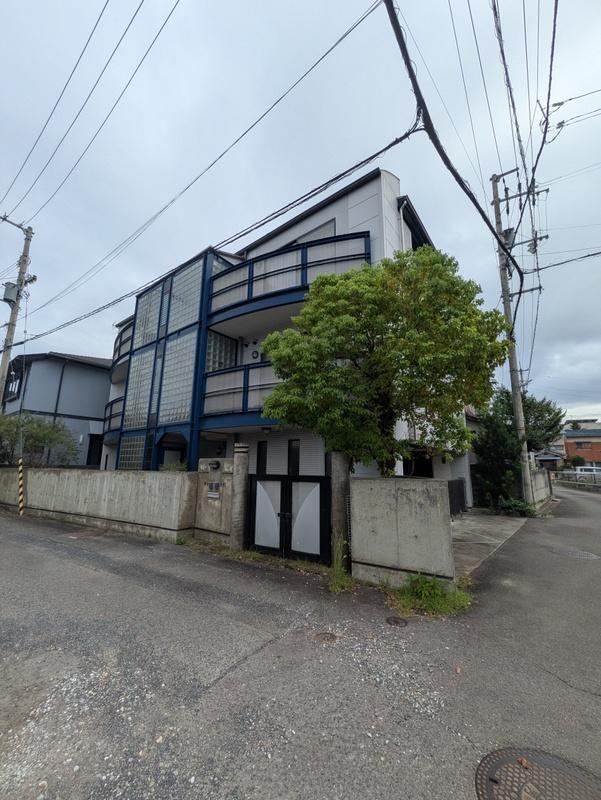 6LDK+S house in Takamatsu, Kagawa - Photo 1
